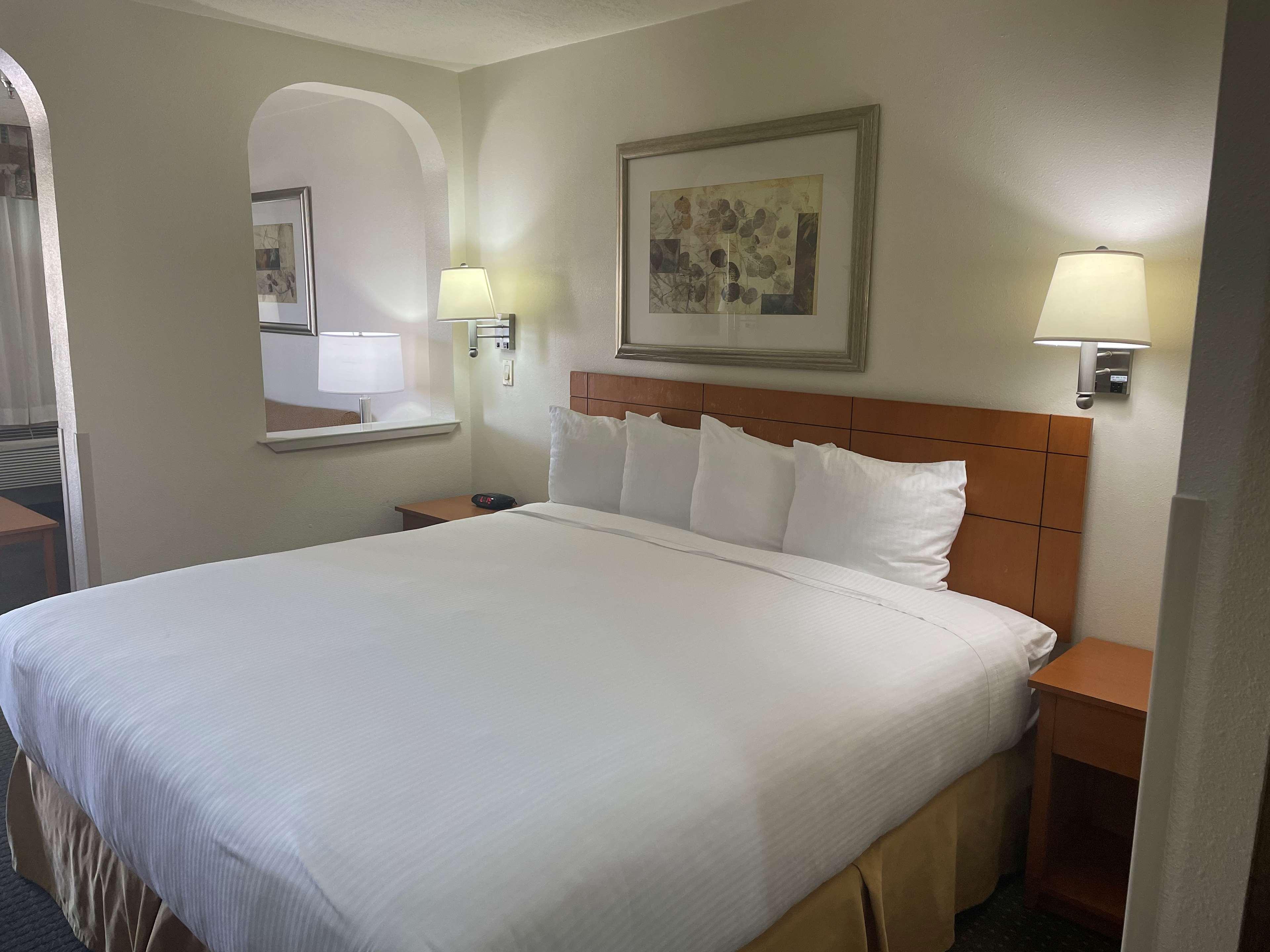 Best Western Socorro Hotel & Suites Экстерьер фото