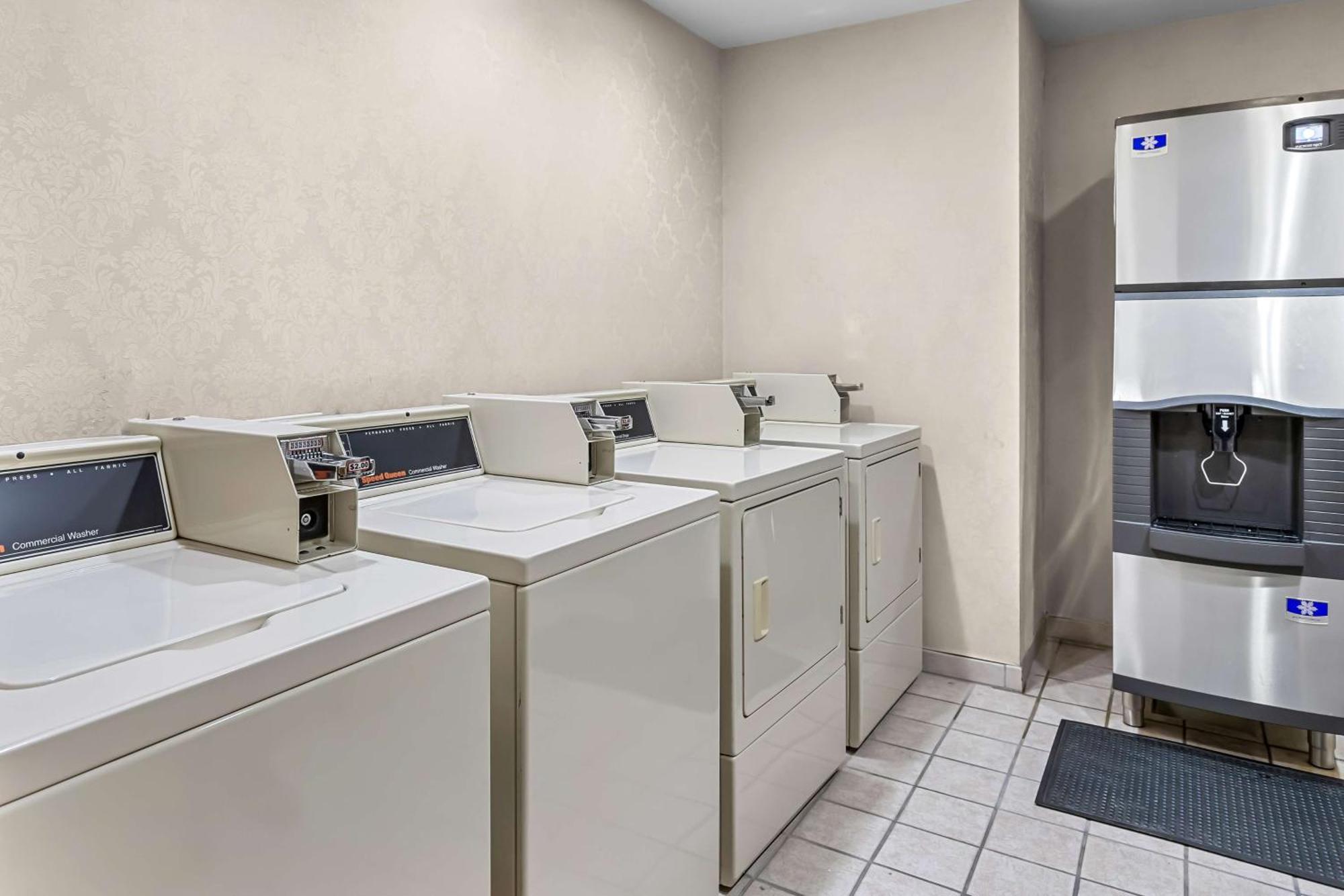 Best Western Socorro Hotel & Suites Экстерьер фото