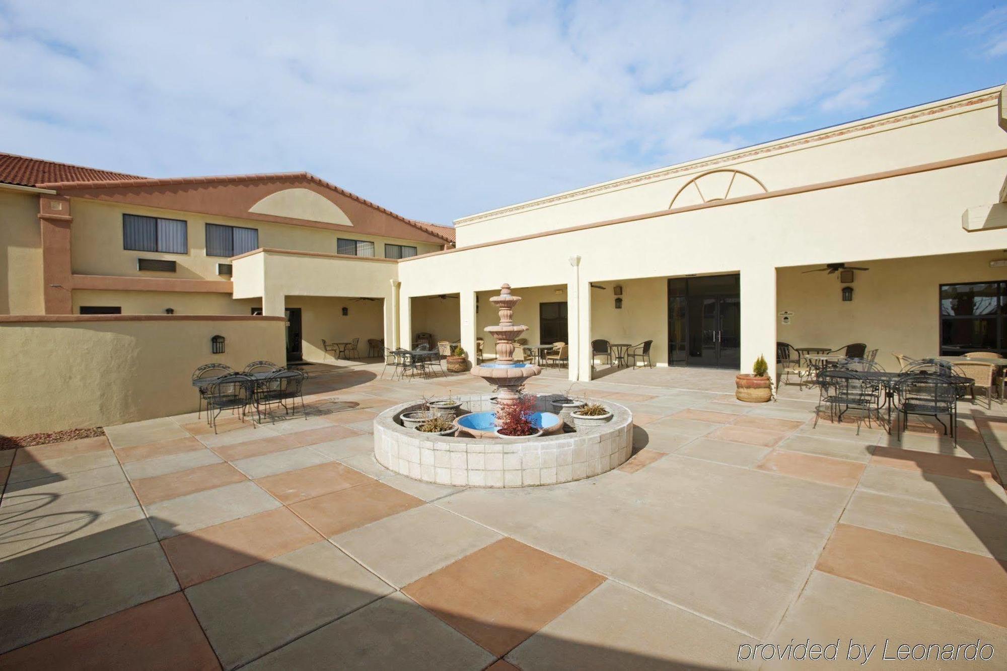 Best Western Socorro Hotel & Suites Удобства фото